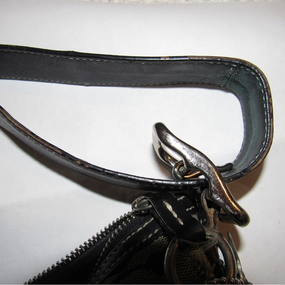 Coach Vintage Canvas Crossbody Bag - Picture 10 of 16